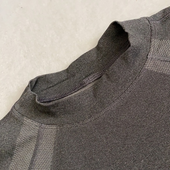 Lululemon | Seamless Training Short Sleeve Shirt LW3GAUS Gull Grey (10) - Picture 7 of 15